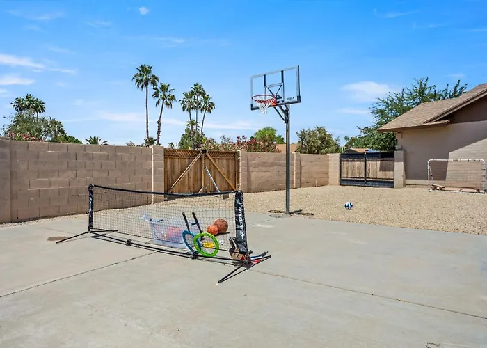 Spacious Stunning Ranch House, Hot-tub And Private Basketball Court, Near Westworld, Tpc
